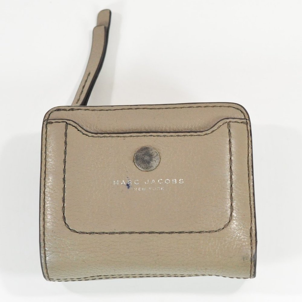 Marc Jacobs Mink Beige Bifold wallet